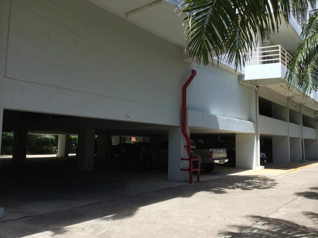 View Talay 6 By Pat 42 Apartment Pattaya Exterior photo